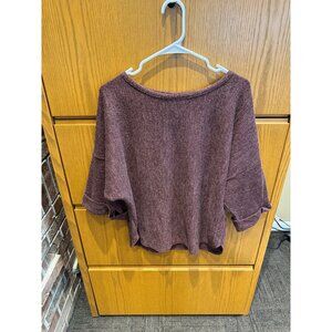 Max Studio Women's Size Medium Sweater. Great Condition.